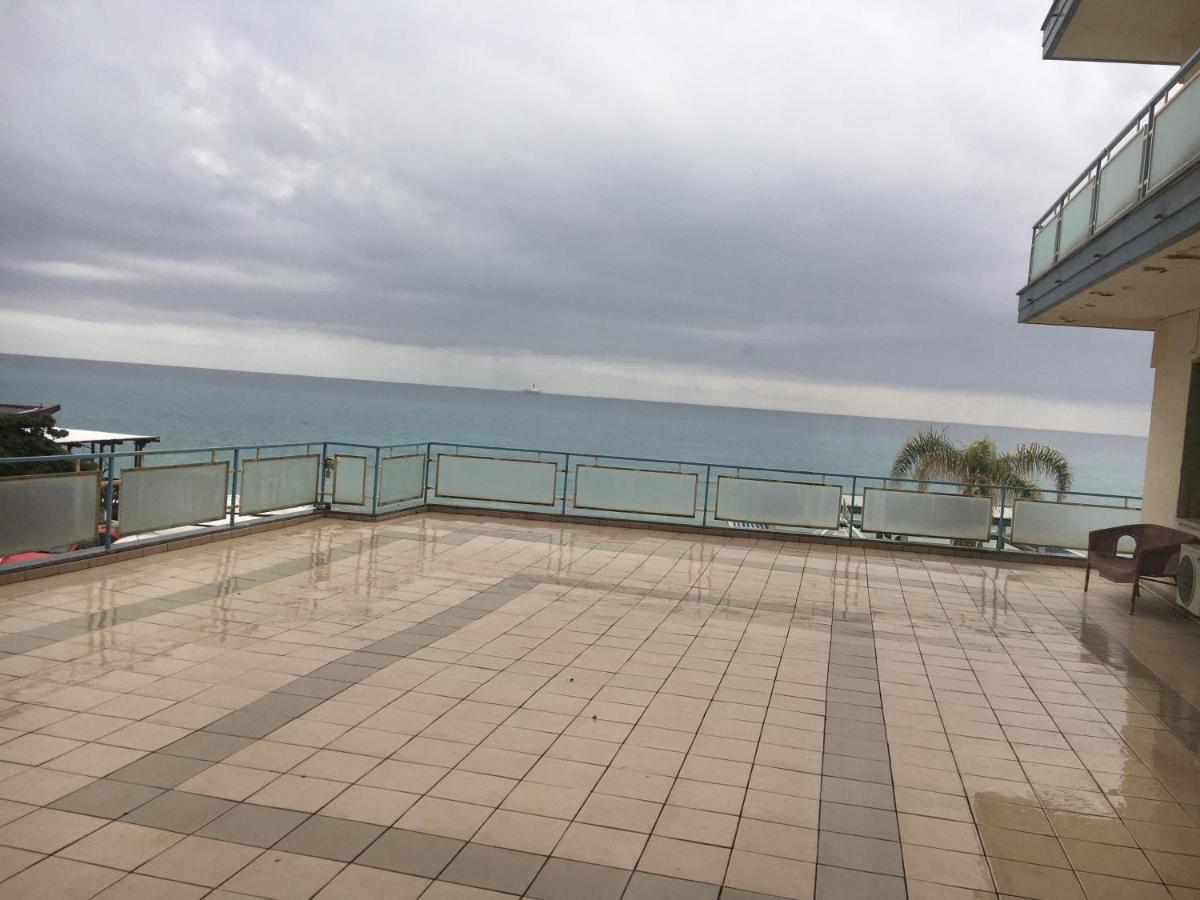Hotel Miramare Savona Exterior photo